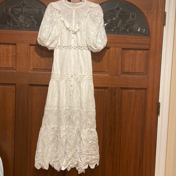 Dresses & Skirts - Prairie Tiered Lace Eyelet Maxi Dress Size XS 🤍🧁🤎💕
